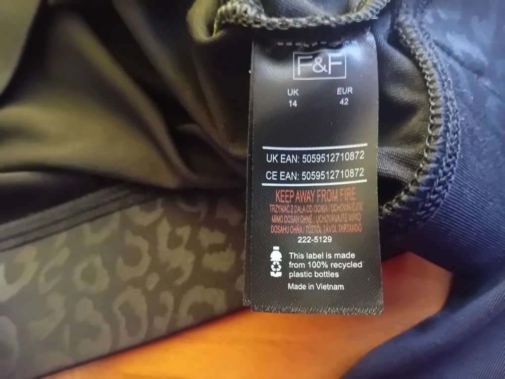 Bluzka sportowa z długim rękawem