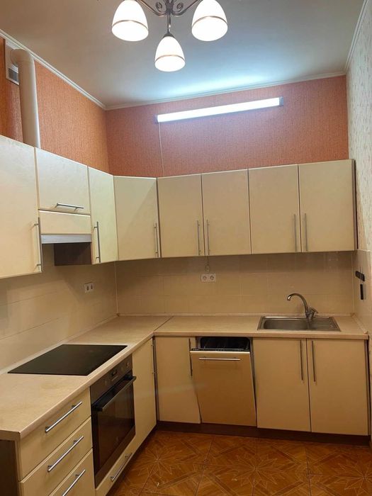 СВОЯ 2 кім вул Генерала Генадія Воробйова (Курська)