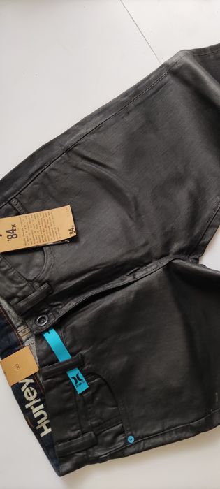 R. 30 Czarne męskie spodnie Black jeans marki Hurley Black