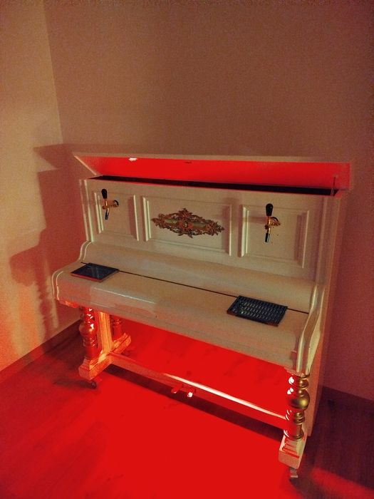 PianoBubbles Mobilny Prosseco-bar /Rollbar