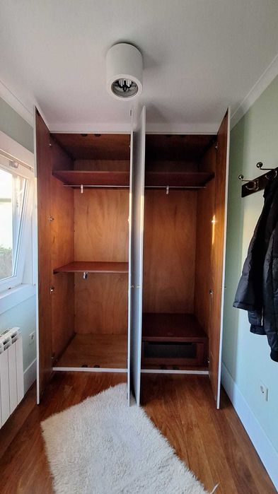 Moradia V2+1 perto da Avenida Antunes Guimarães