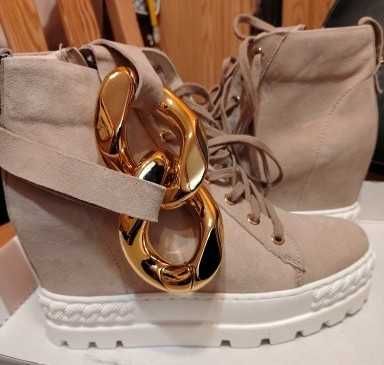 Carinii botki beżowe 39 nowe