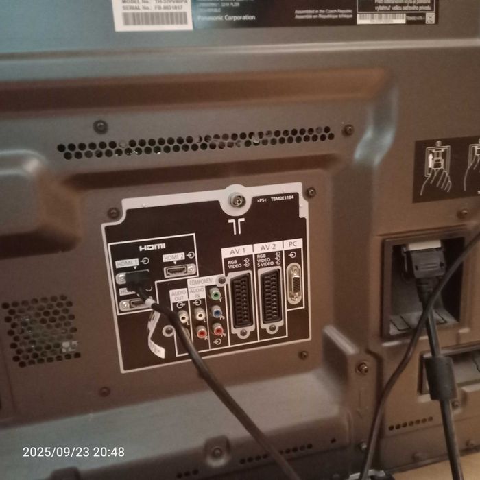 Panasonic VIERA  TH-37PV80PA / plazma