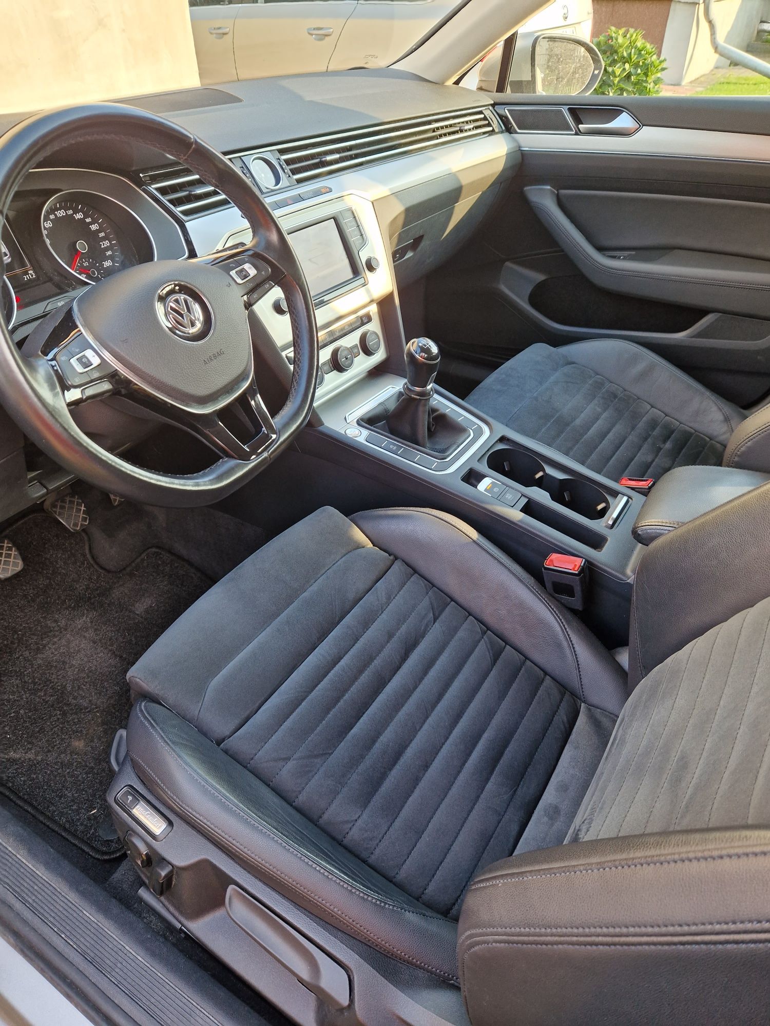 VW Passat B8 2015