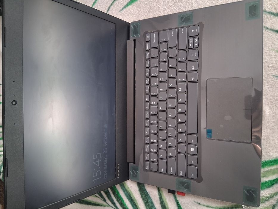 Lenovo idepad 320 14IKB intel core i5 8GB ram 256GB SSD Grafika Geforc