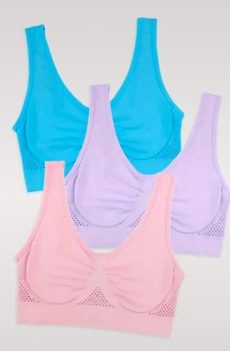 3 biustonosze bezszwowe. Bardzo wygodne. Duży rozmiar.