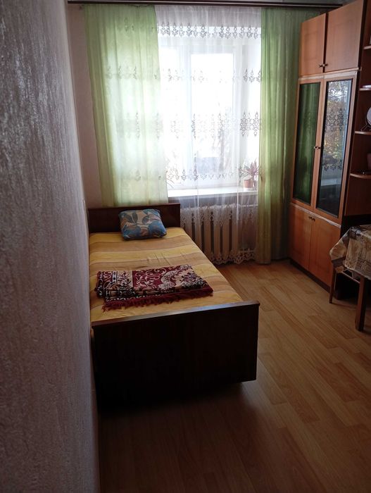 Здається койкомісце для студентки