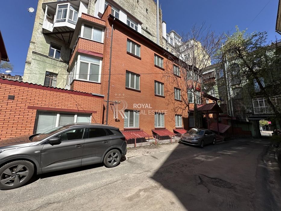 Продаж офісного приміщення Київ 10к 498м2 Голосіївський Центр