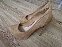 Buty na obcasie- szpilki firmy Bershka, r.37