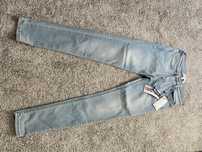 Calças de ganga skinny marca mango