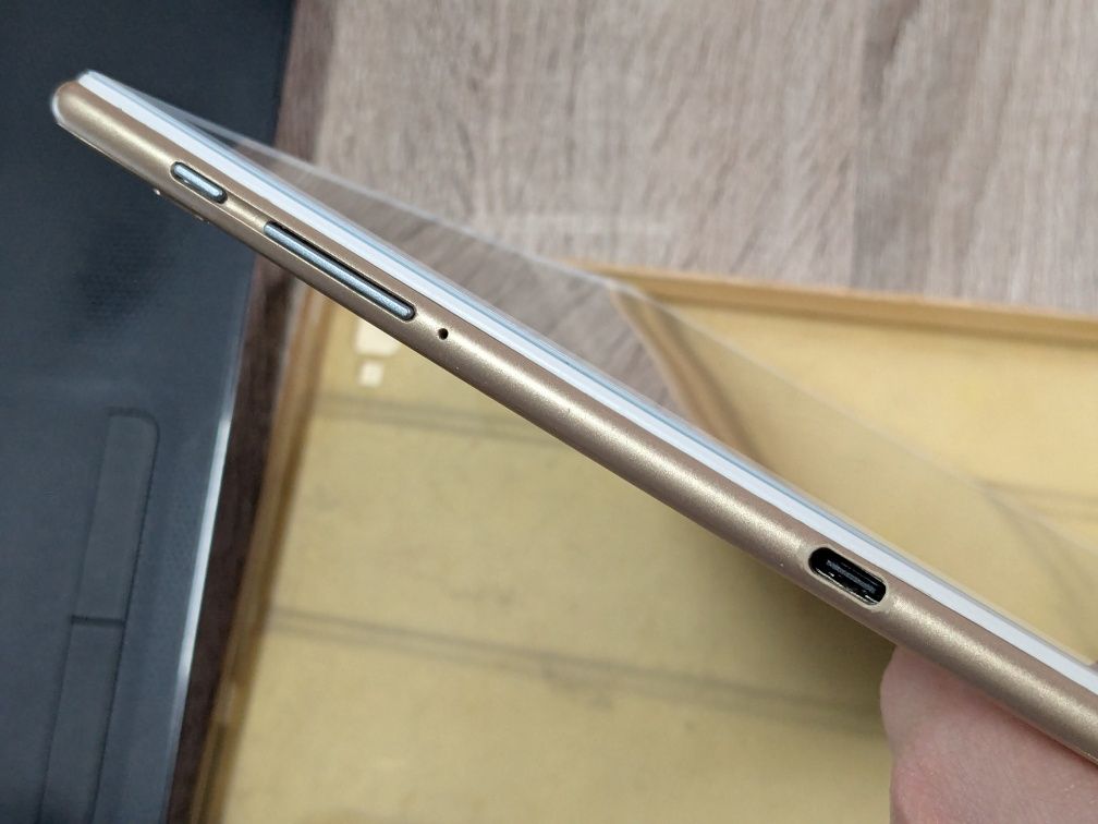 Blackview Tab 8 4/64 LTE Gold