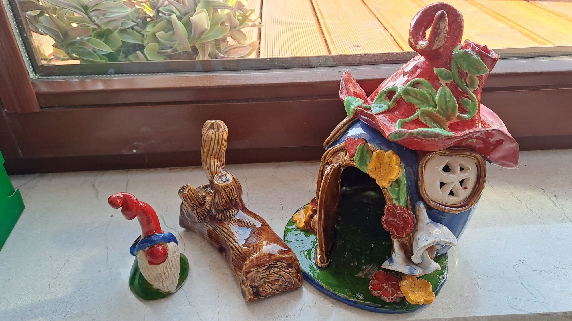 Ceramiczny domek dla krasnoludka