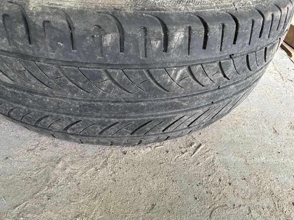 Продам Шини, резину Premiorri 195/60 R15