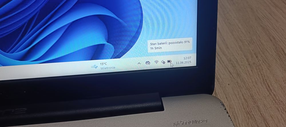Laptop 15,6" Asus F555D 8 gb ram 500 gb Windows 11
