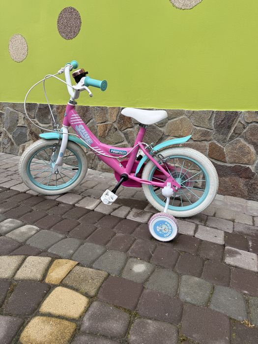 В продажі дитячий велосипед