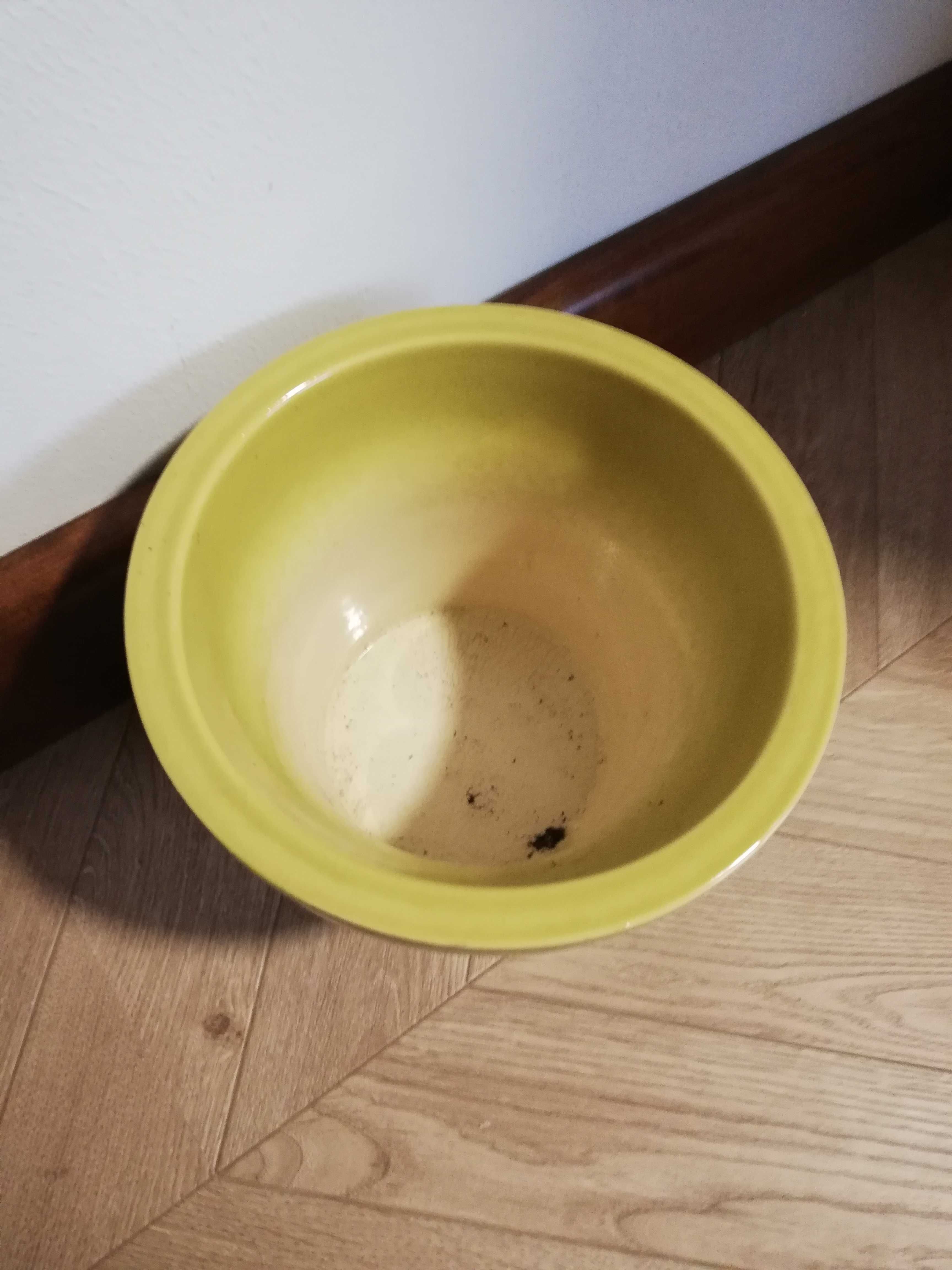 URLOP Doniczka ceramiczna limonkowa osłonka gruby rant