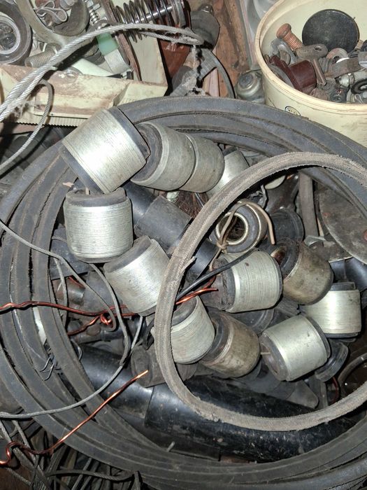 Запчасти на москвич 2140