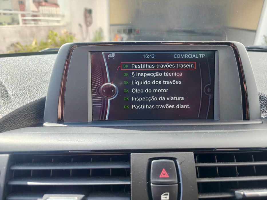 BMW 116d caixa automática