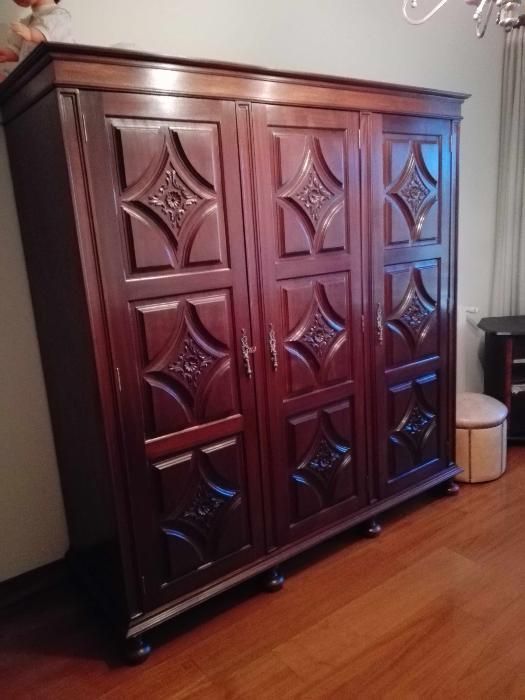 Mobília de quarto estilo antigo