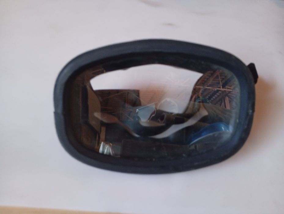 Маски для плавания одним лотом или по одной.