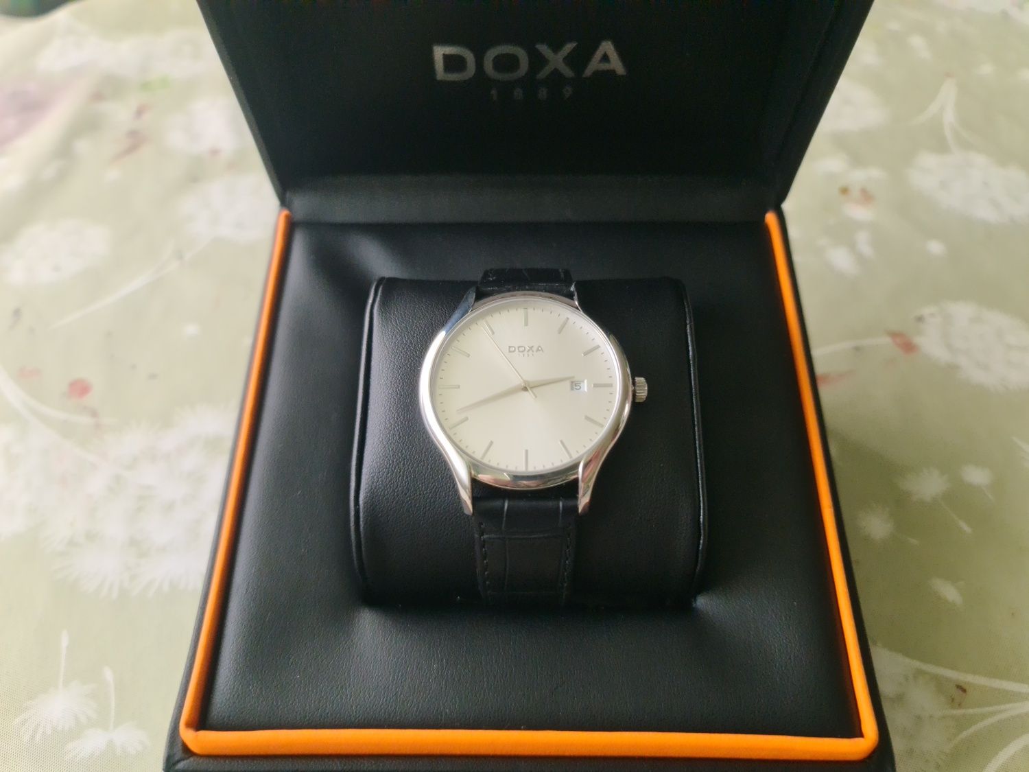 Zegarek Doxa Challenger Quartz