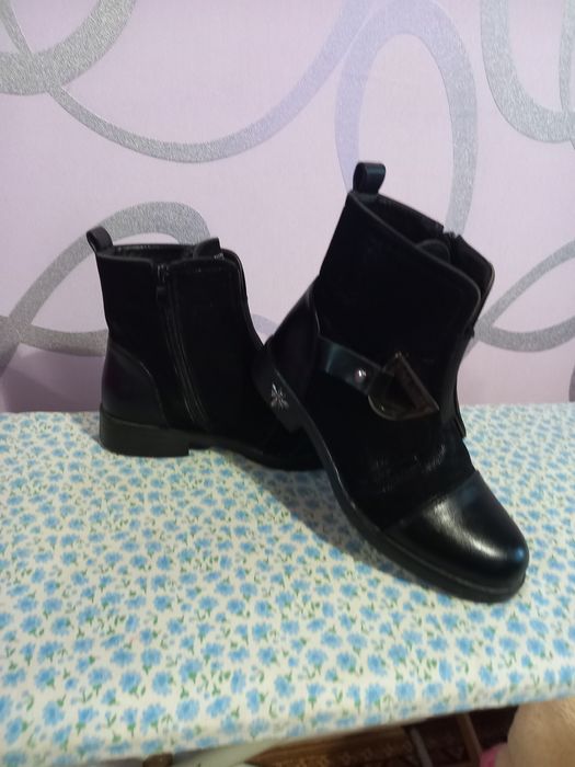 Ботінки 35р-р 22-22.5 устілка