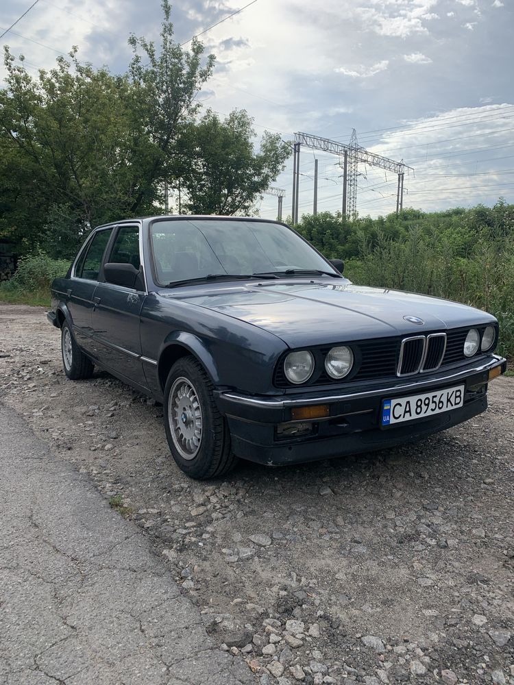 Продам BMW e30, 318i 1986