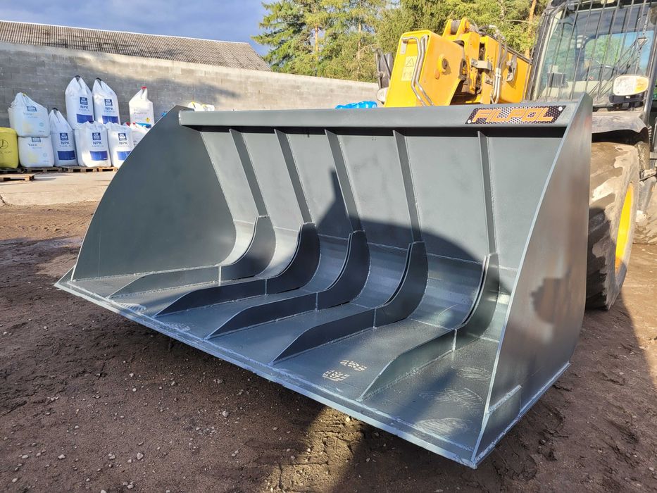 Łyżka/ łycha objętościowa do ładowarki teleskopowej/ Tura ciągnika