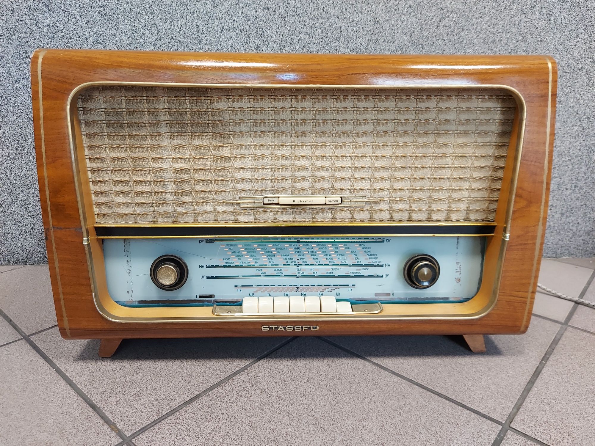 Stare radio lampowe STASSFURT Sprawne