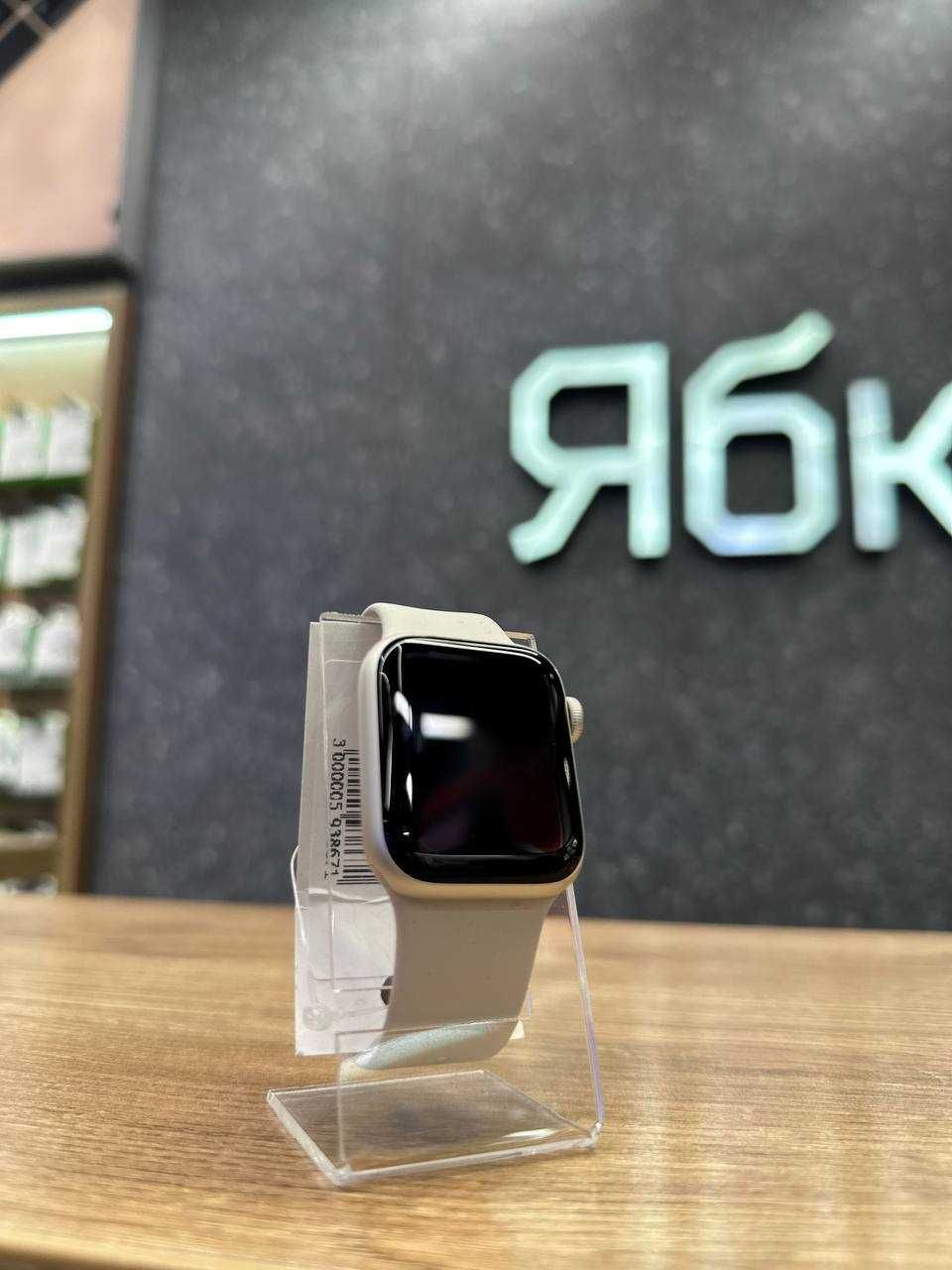 Вживанi Apple Watch SE 2 40mm Starlight,РОЗСТРОЧКА 0% ЯБКО ТРЦ Караван