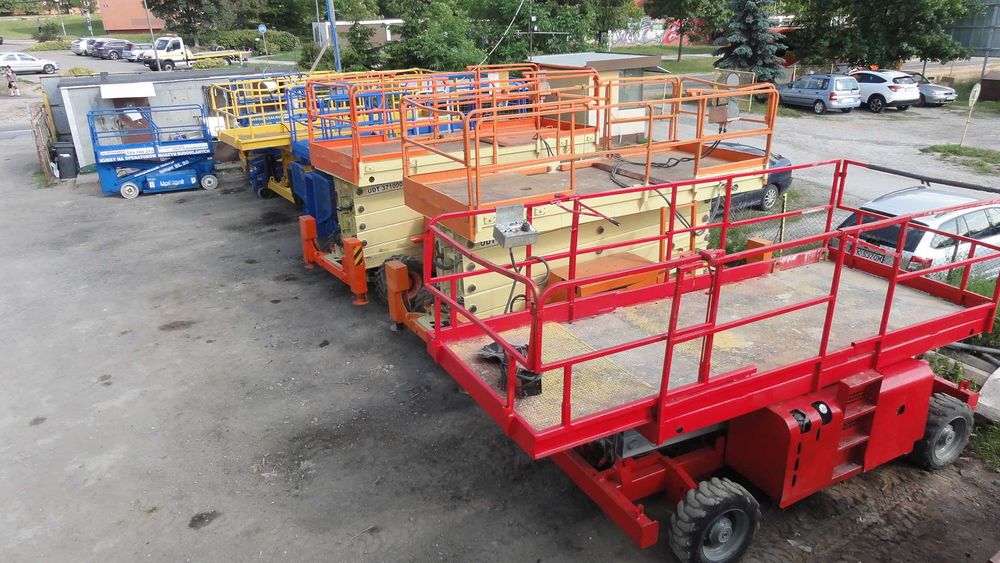 Usługi Zwyżką do 44 metrów Kielce,Podnośnik Koszowy Świętokrzyskie