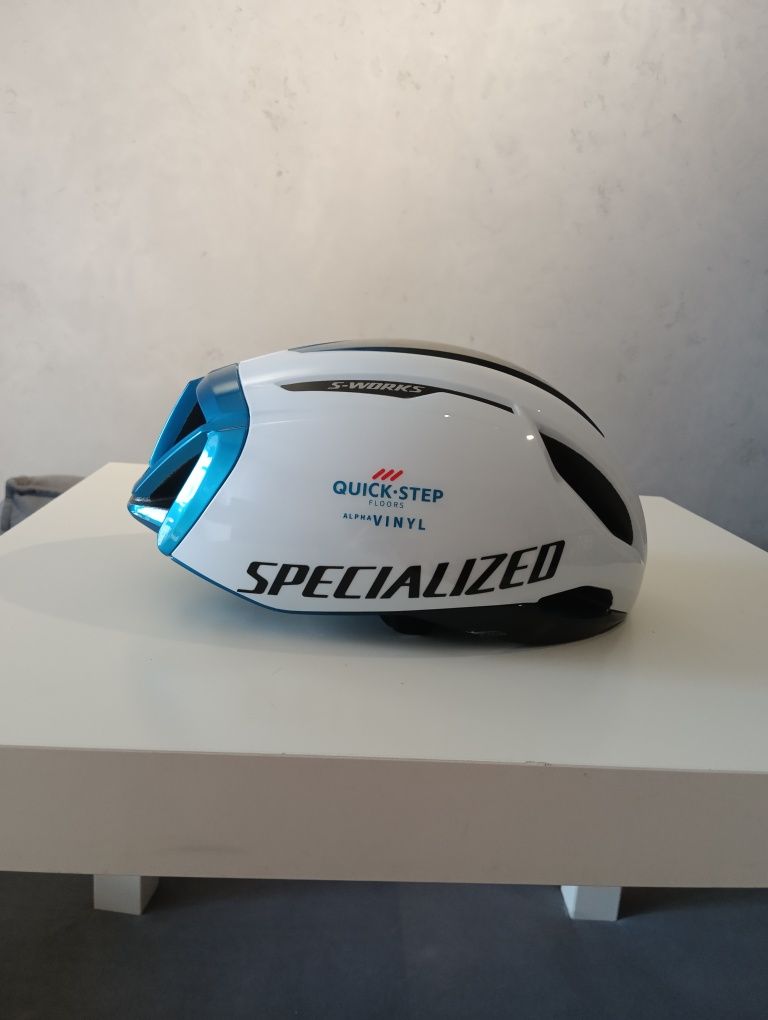 Specialized S-works evade 3 quick step новый шлем