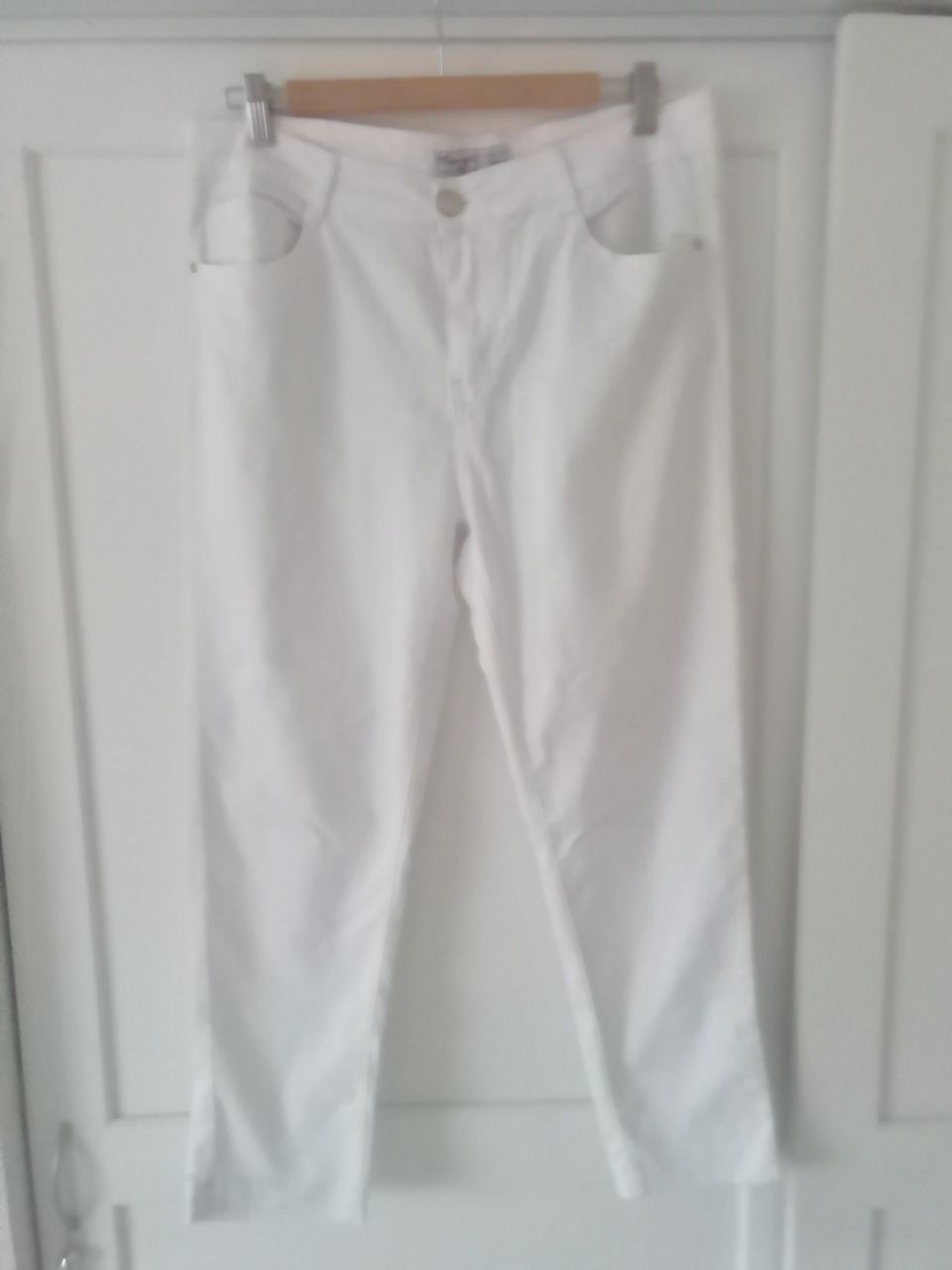 Białe spodnie, rozmiar L/Xl