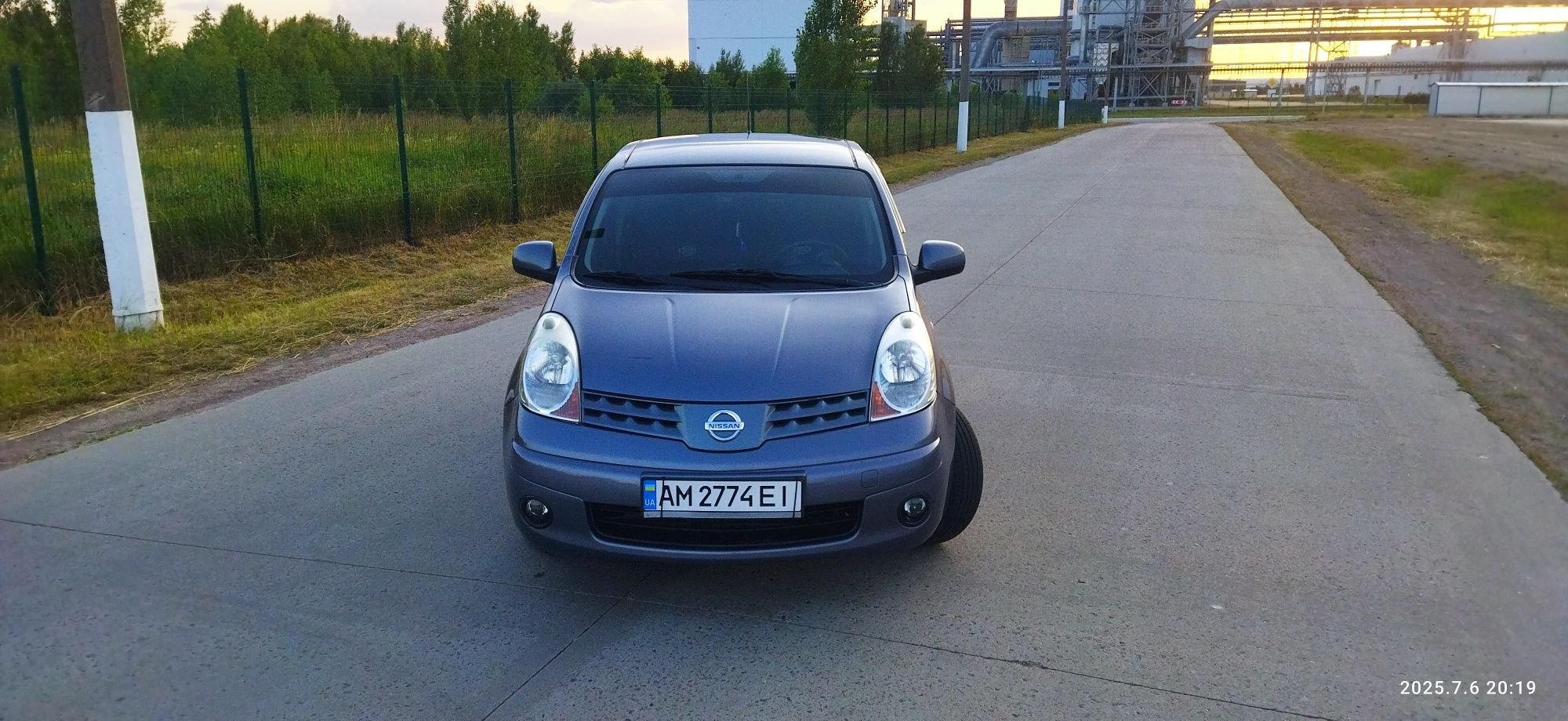 Продам автомобіль Нисан Ноте 2007р.в