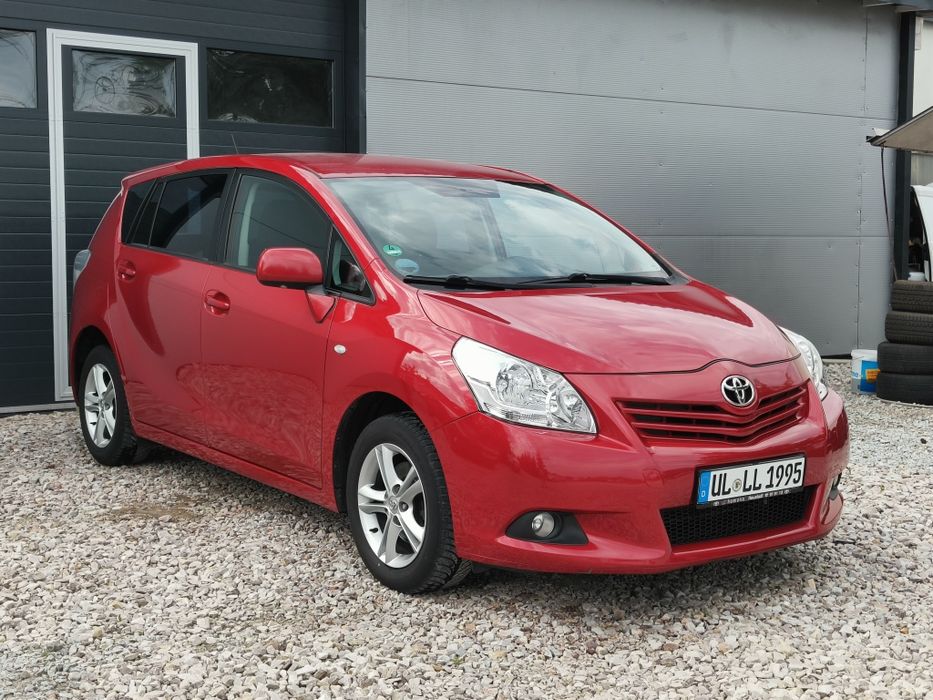 TOYOTA VERSO • 7 Osób • 1.6 Benzyna 132KM • 6 Biegów • z Niemiec