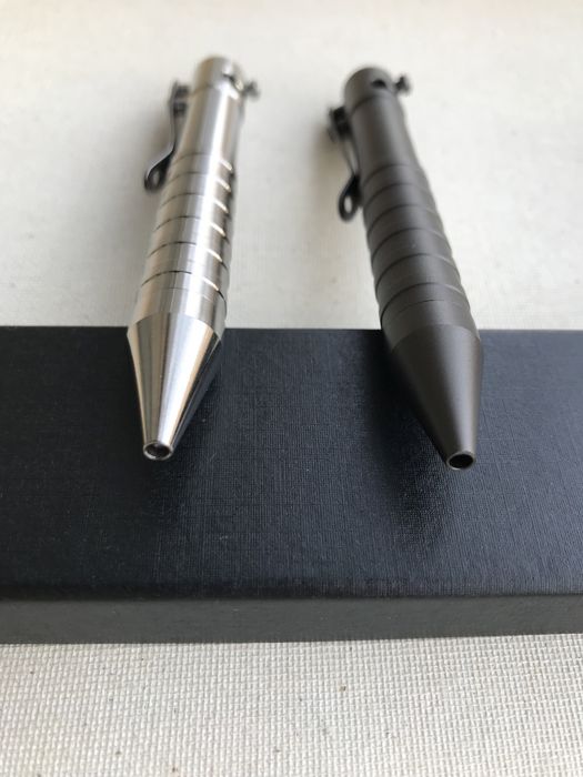 Титан. Алюміній. Bolt Action. Тактична кулькова ручка.