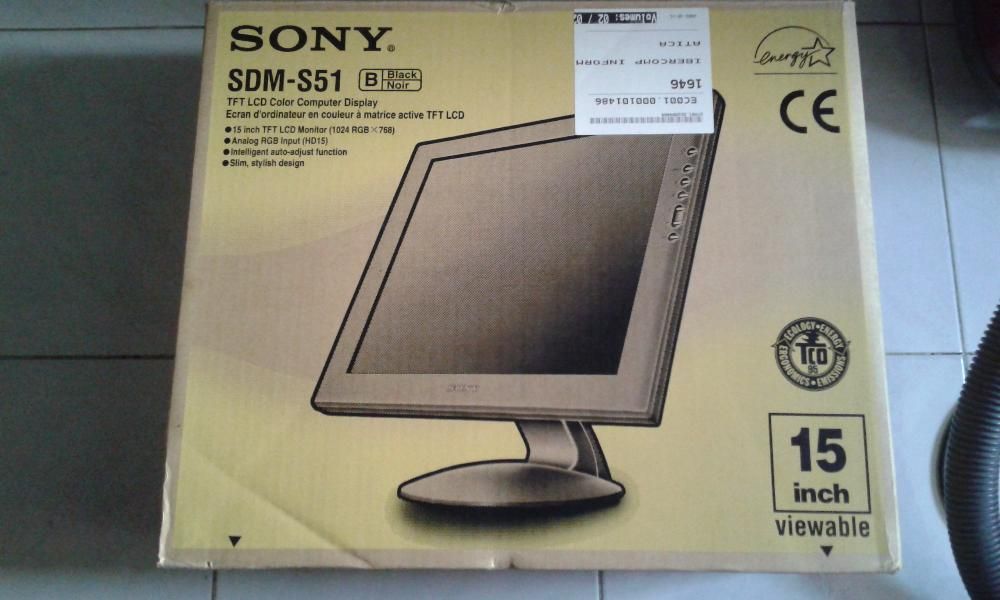 Monitores TFT / LCD e CRT vintage