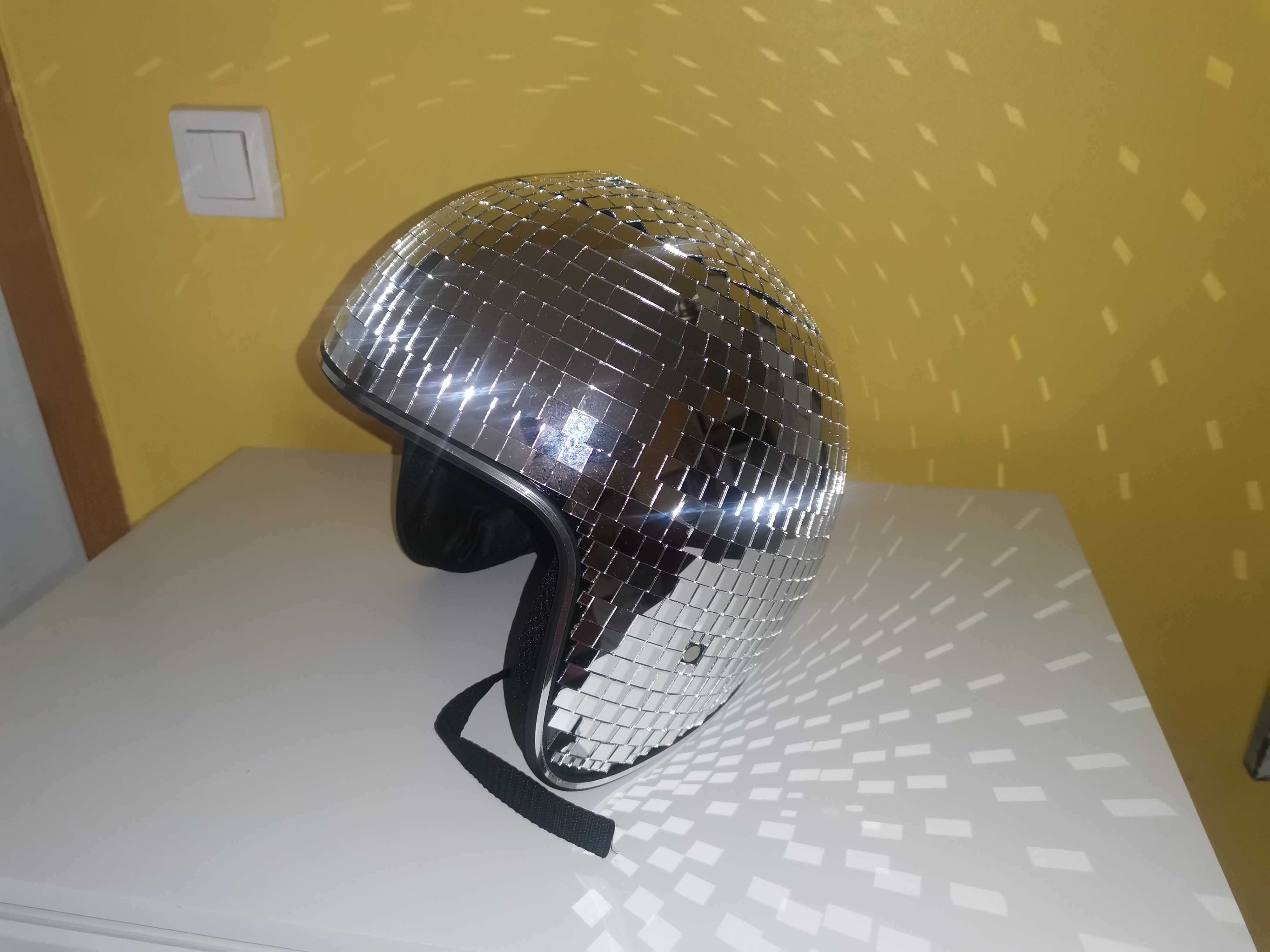 Kask kula dyskotekowa