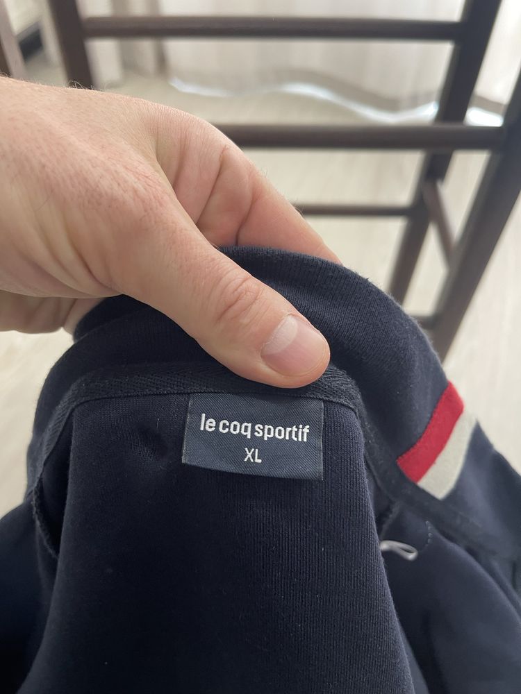 Олімпійка Le coq sportif