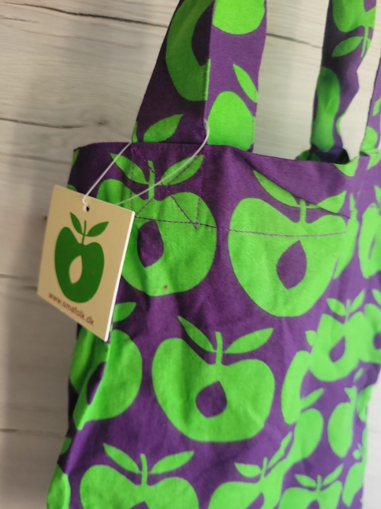 Świetna torba na zakupy print apple