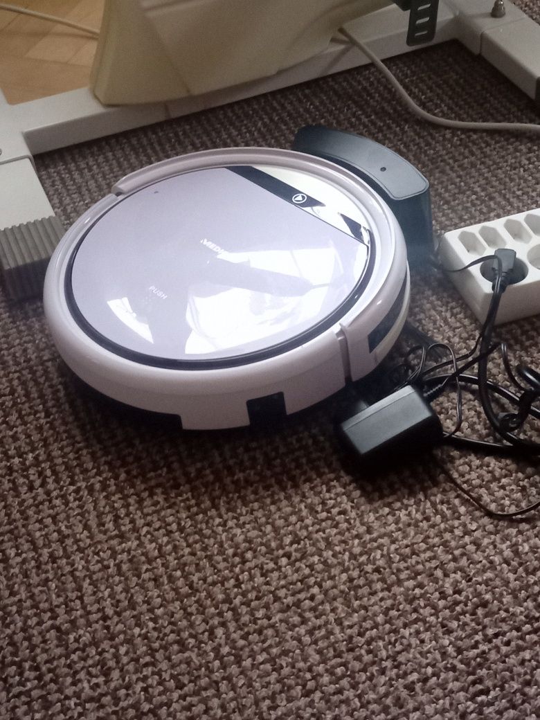 Odkurzacz robot cały zestaw
