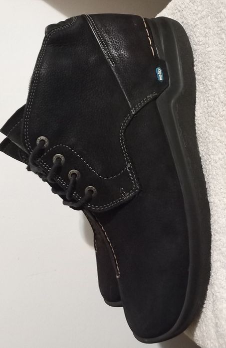 Продам чоловічі оригінальні черевики