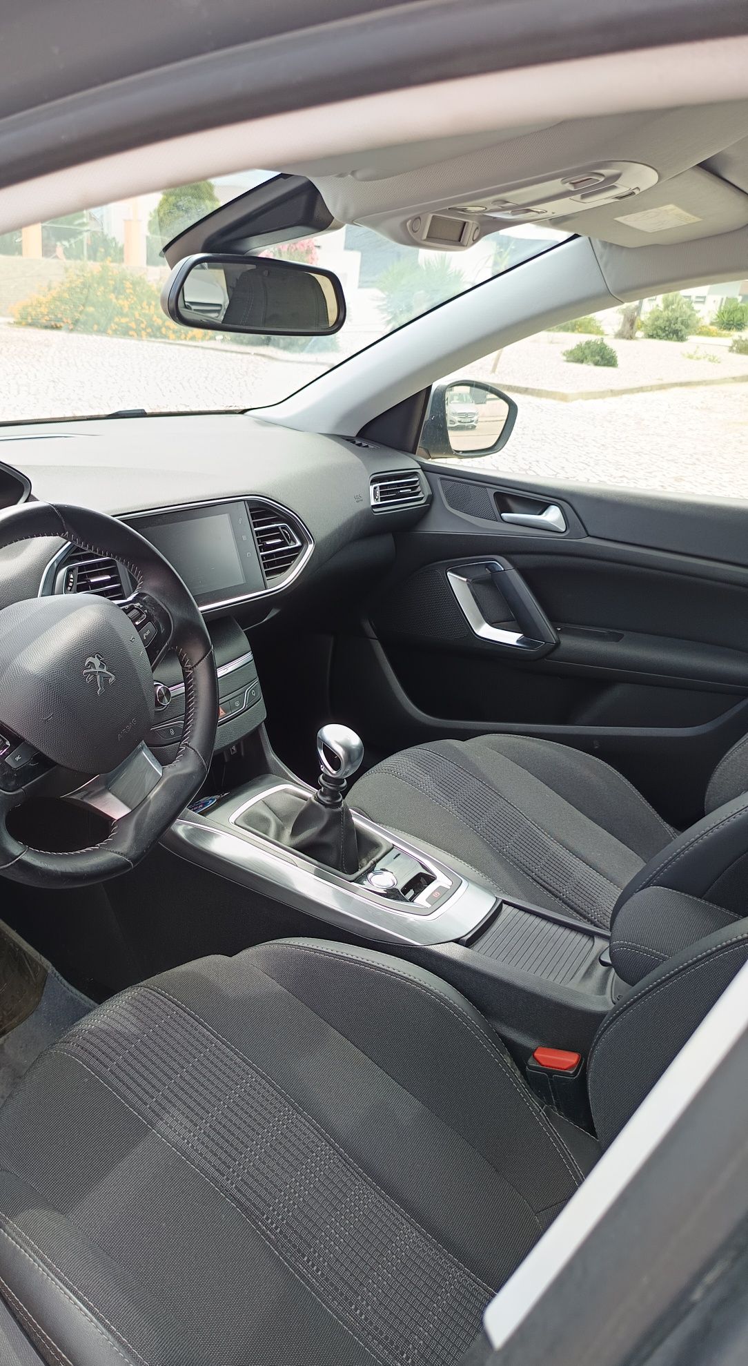 Peugeot 308 1.5 blueHdi sw Allure
