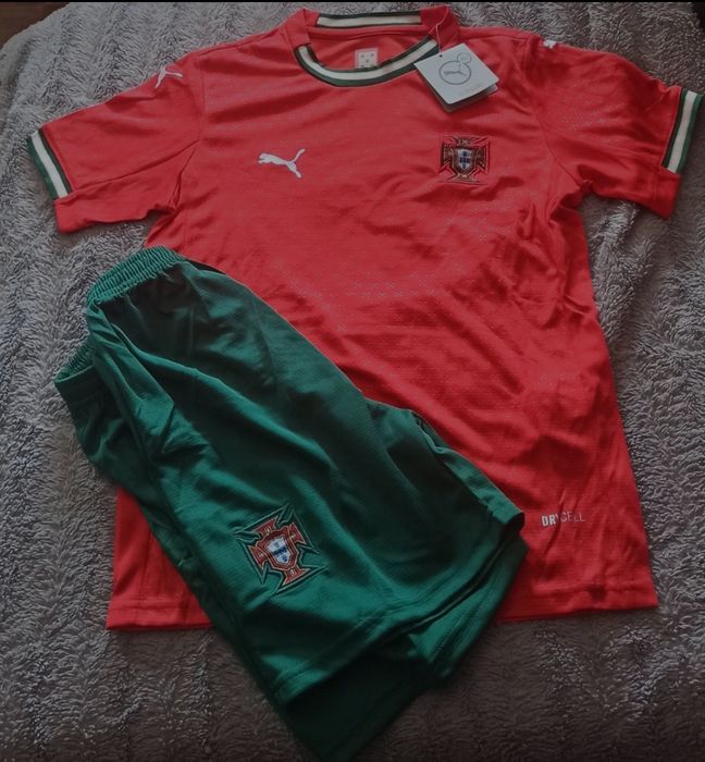 Conjunto infantil seleção portuguesa