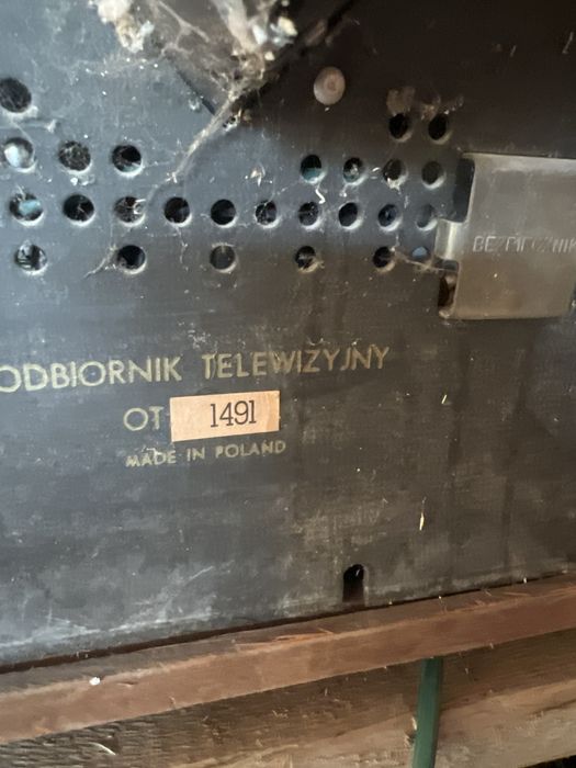 Stary telewizor turkus