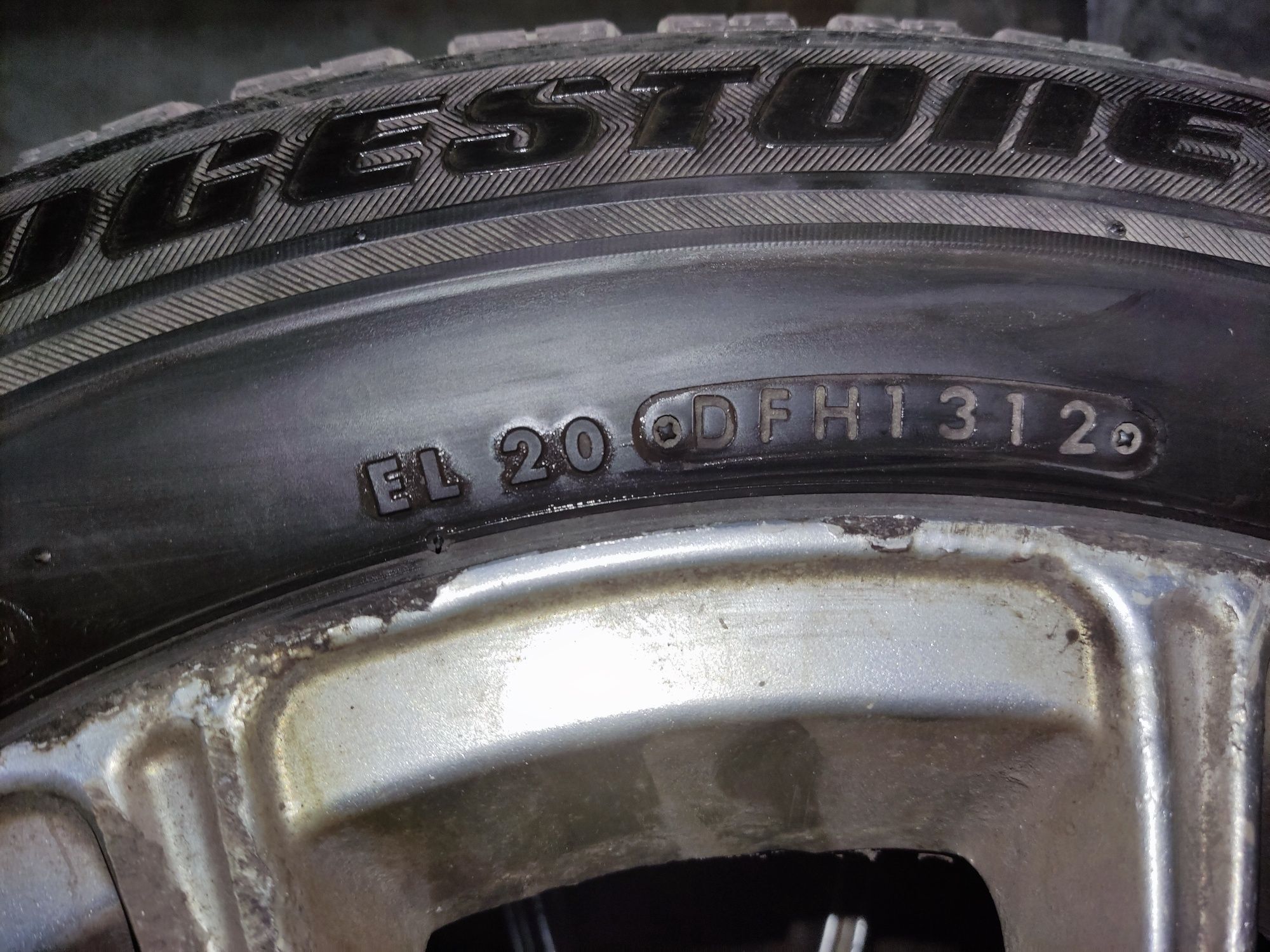 Шина з диском 205/60/R16   Bridgestone, Kumho зима