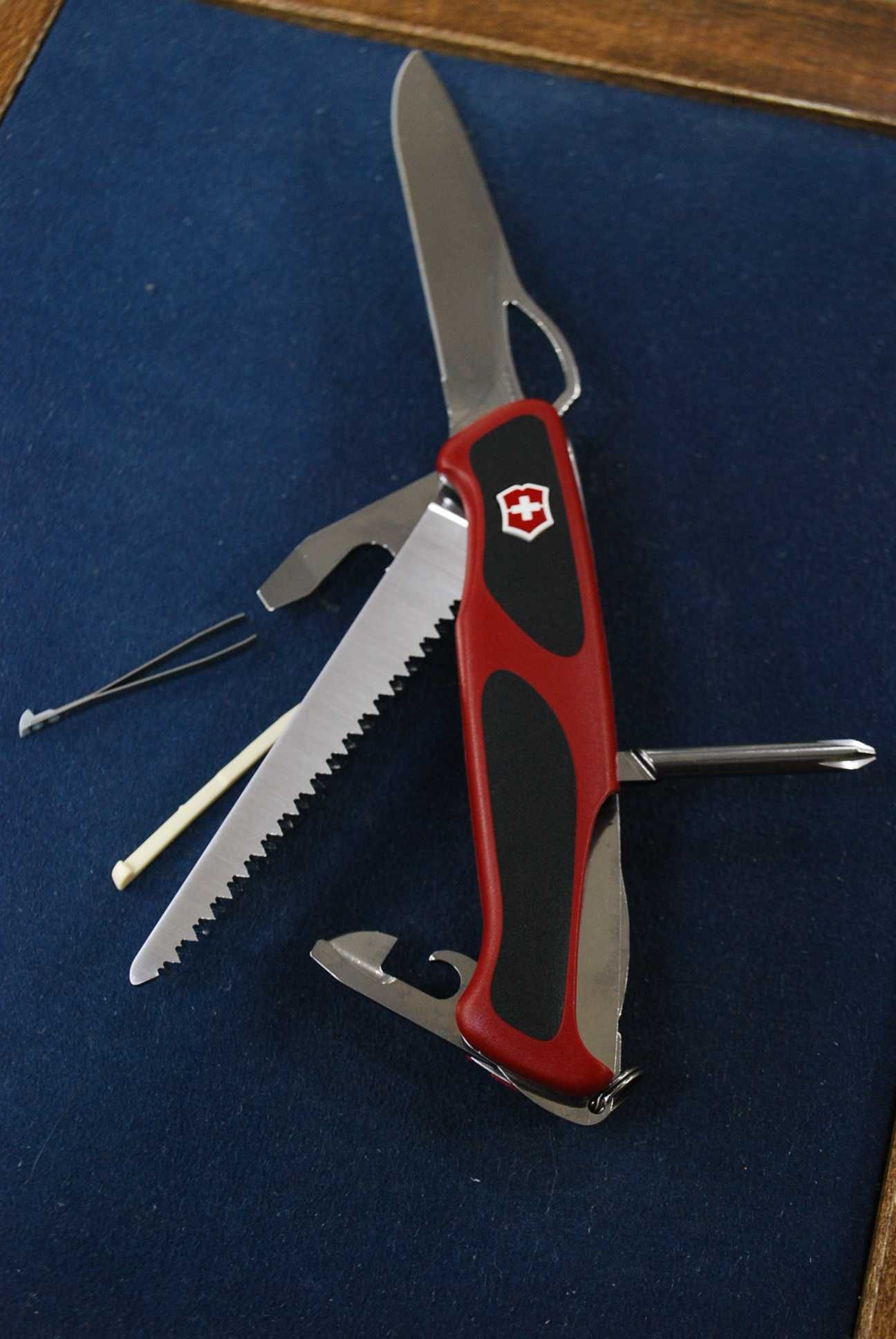 Scyzoryk Victorinox RingGrip