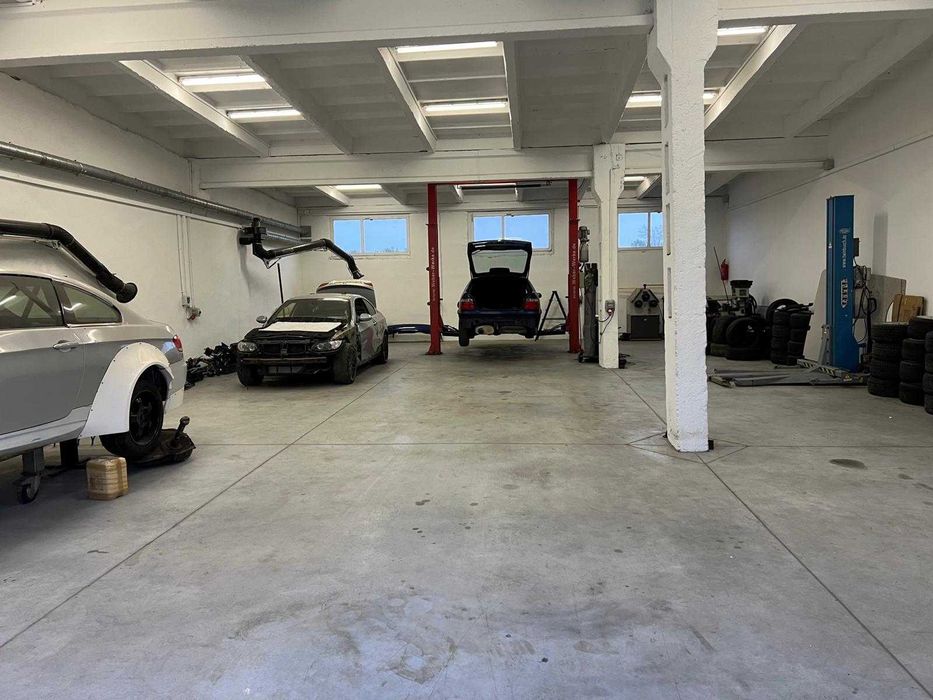 Sprzedam halę 1500m2