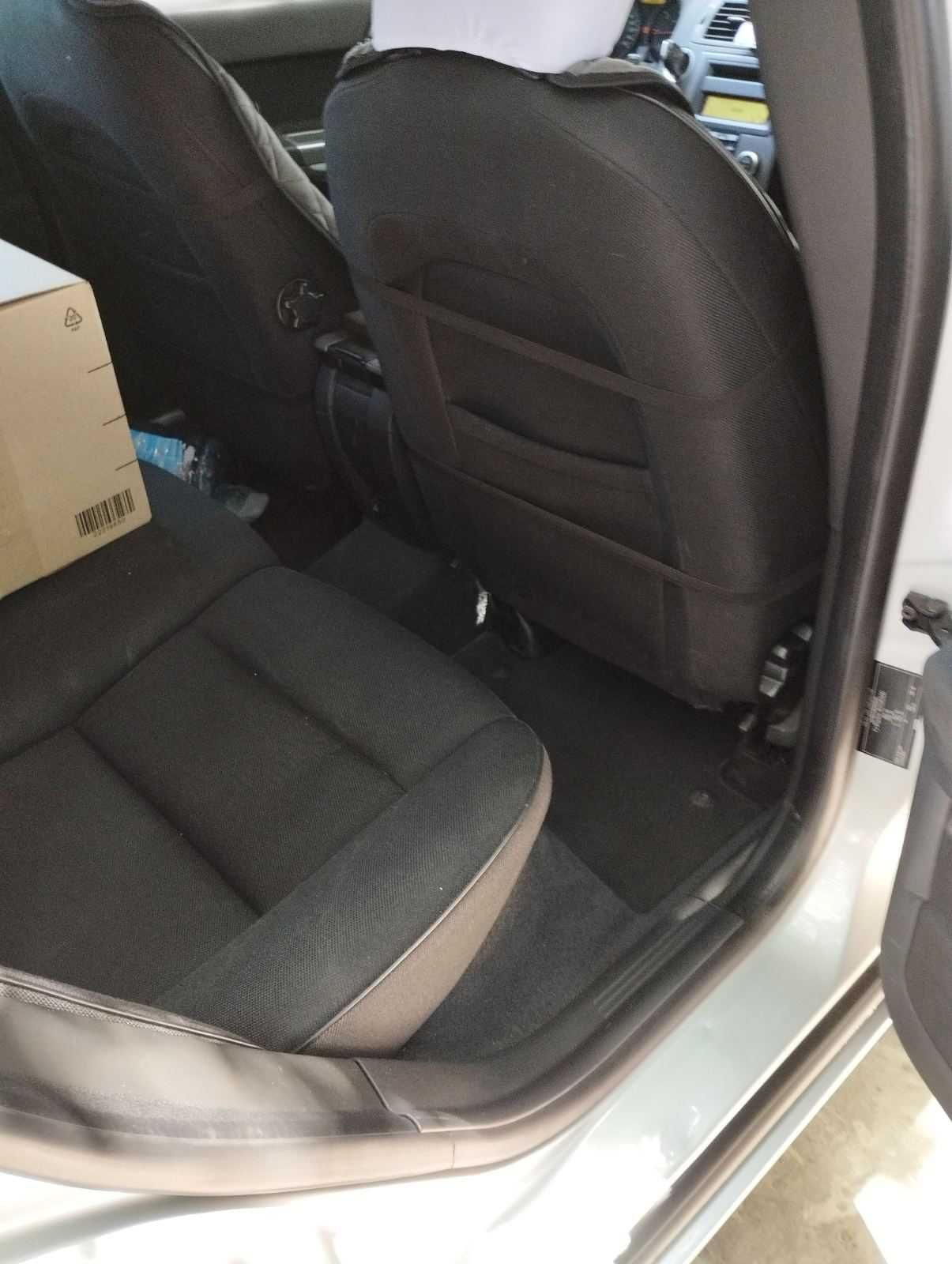 Продаж Volvo v50