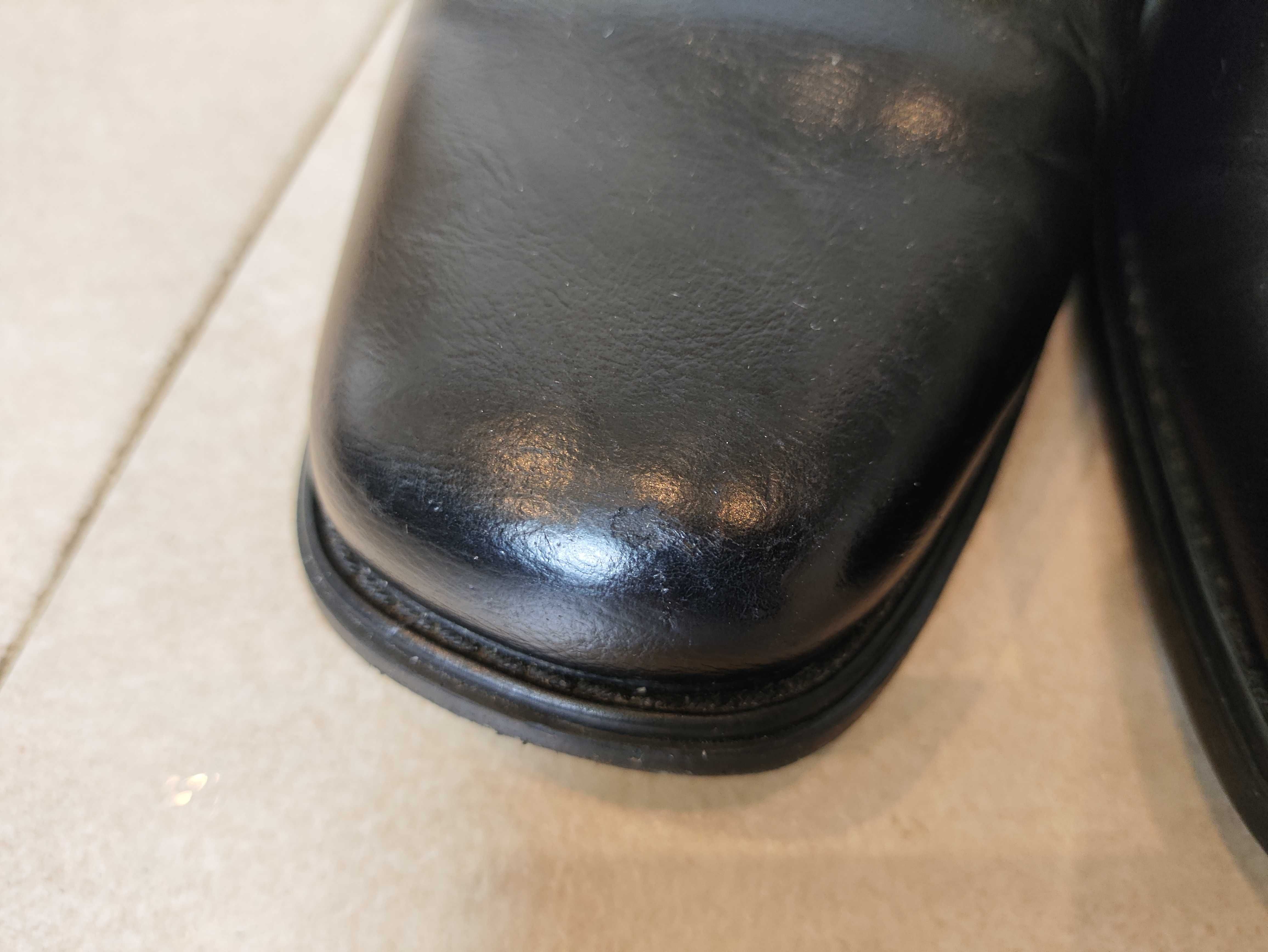 Buty chłopięce eleganckie czarne Vapiano 36 wkł.24,5cm